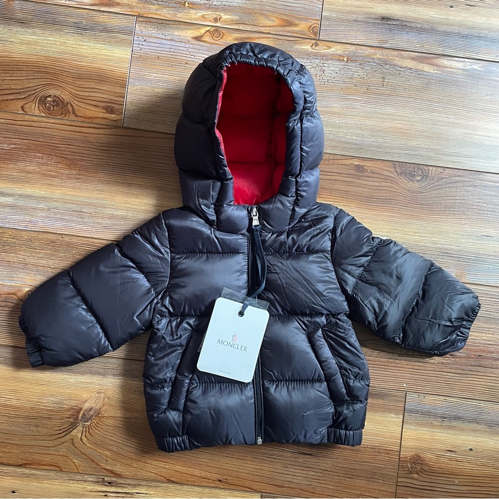Moncler Navy Baby Puffer Coat with Vibrant Inner